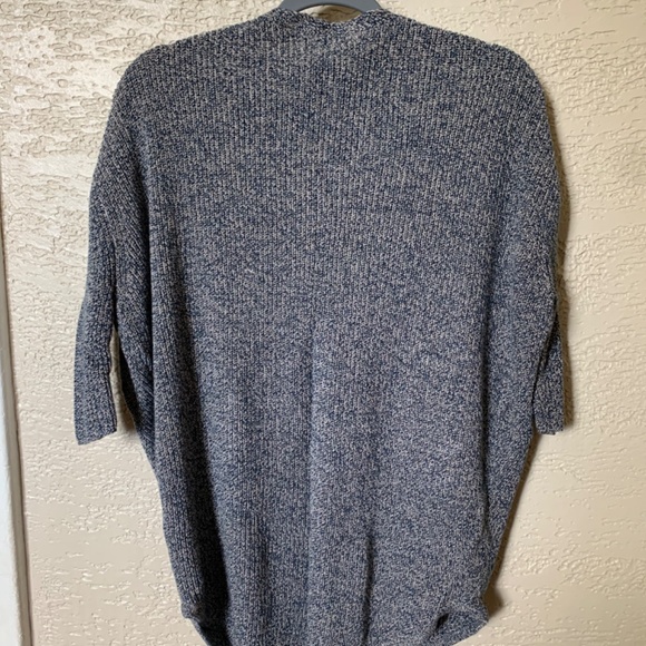 Express lightweight oversized sweater women’s size XS - Picture 3 of 5